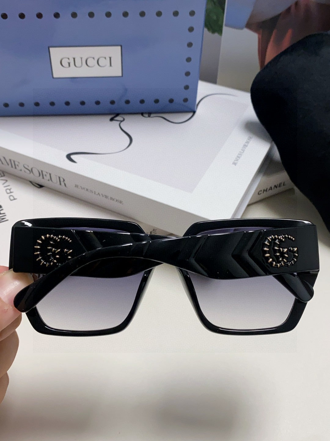 GUCCI SQUARE FRAME SUNGLASSES 570209 IN ACETATE