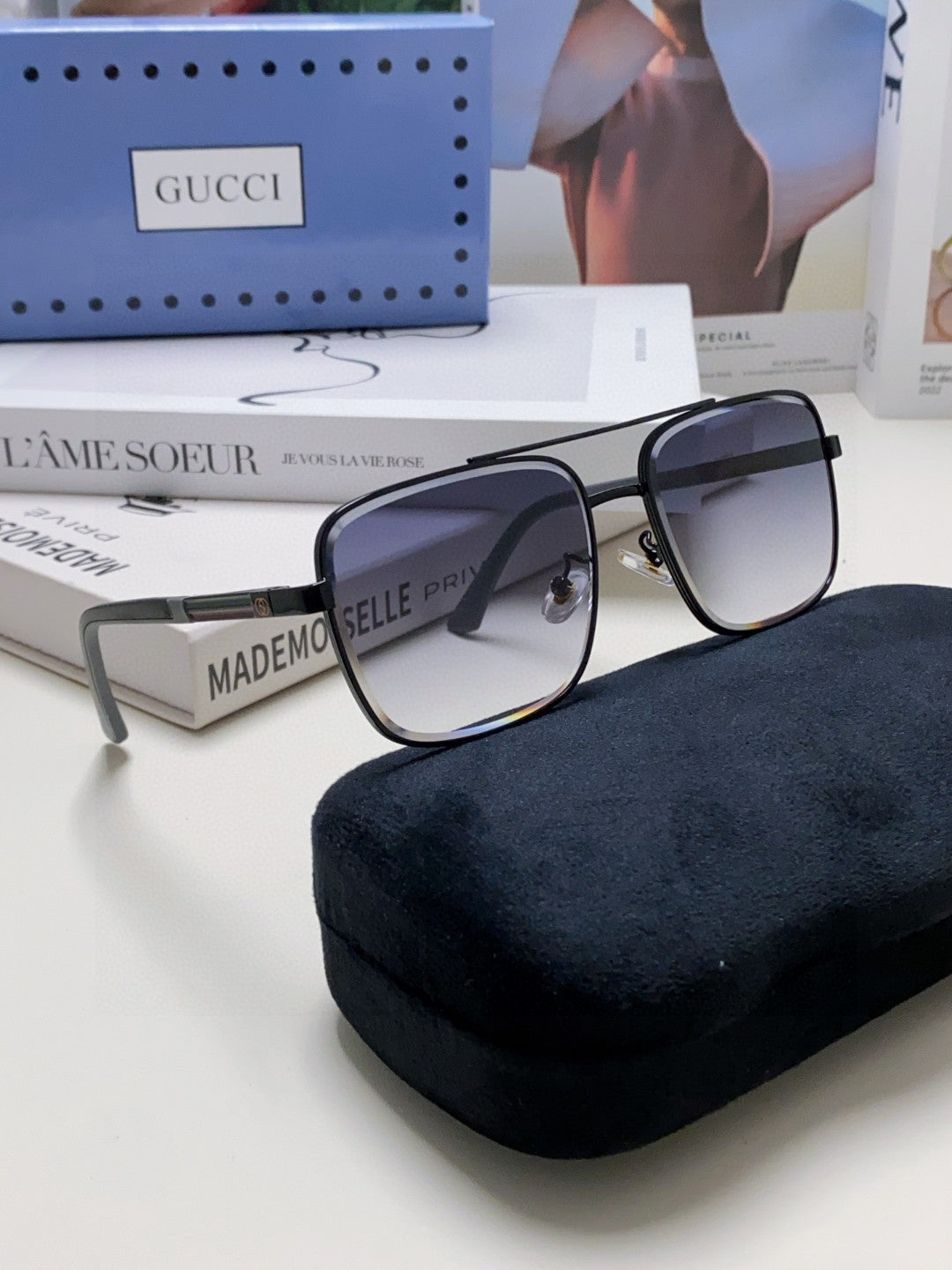 GUCCI SQUARE FRAME SUNGLASSES 570213 IN METAL