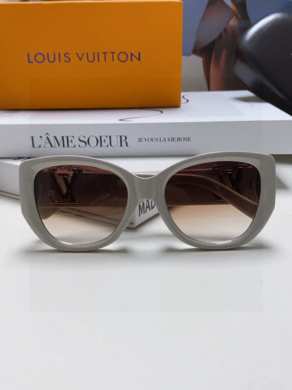 LOUIS VUITTON ICON CAT EYE SUNGLASSES 570246 IN GREY ACETATE