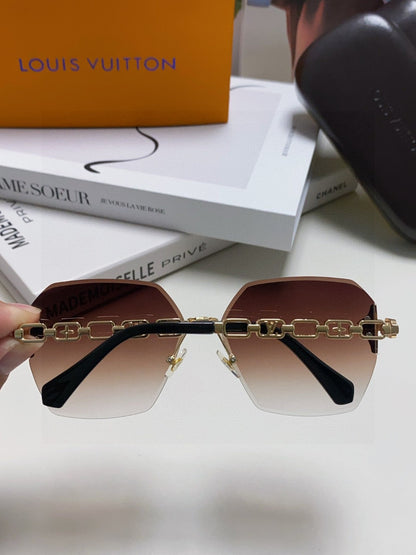 LOUIS VUITTON CHAIN SQUARE SUNGLASSES 570260 IN GOLD METAL BROWN SMOKE LENS