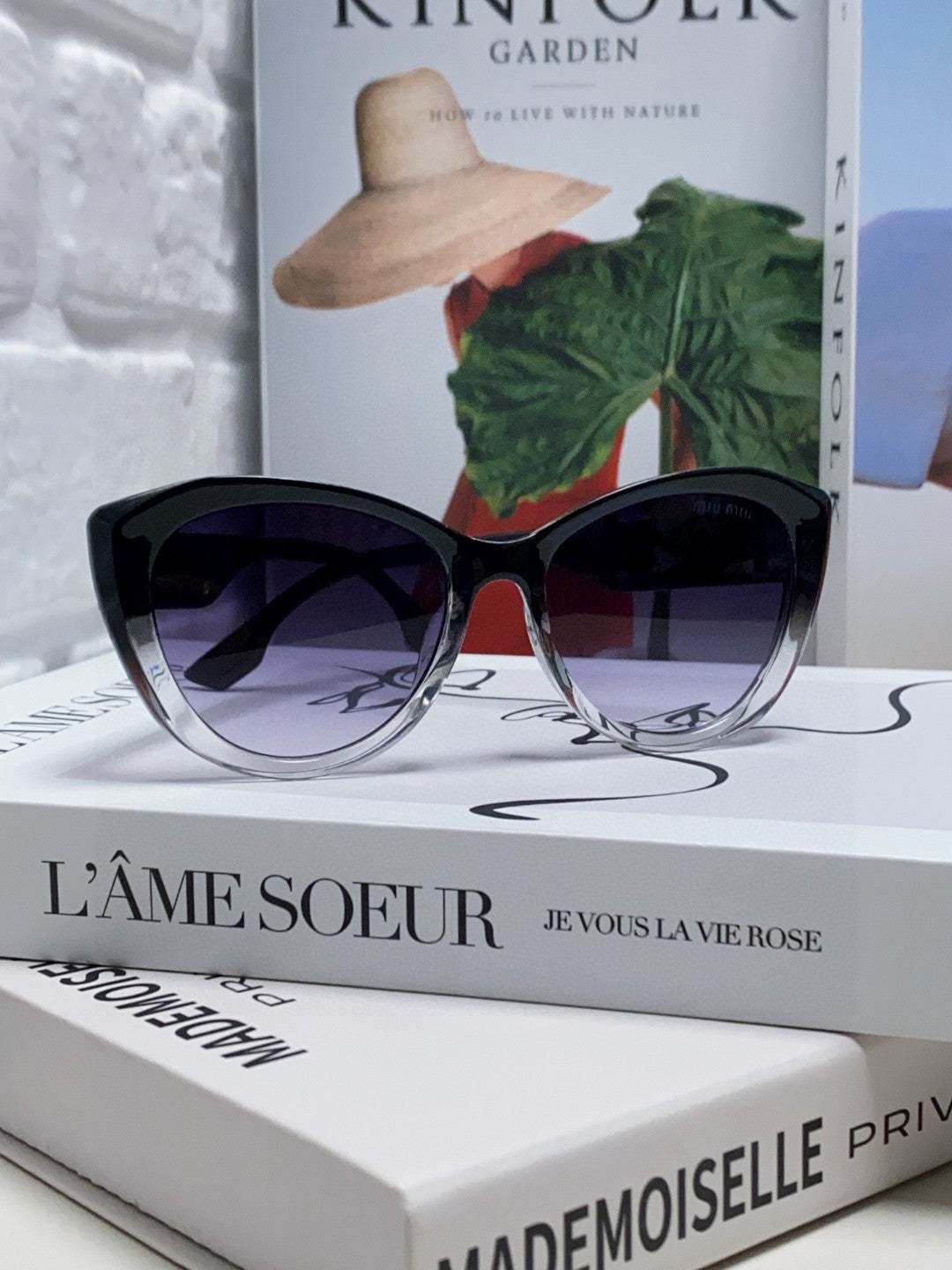 MIU MIU GLIMPSE SUNGLASSES 576813 IN BLACK AND CLEAR ACETATE