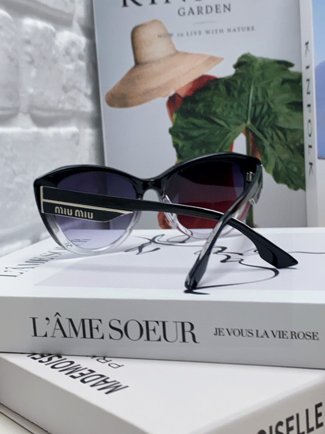MIU MIU GLIMPSE SUNGLASSES 576813 IN BLACK AND CLEAR ACETATE