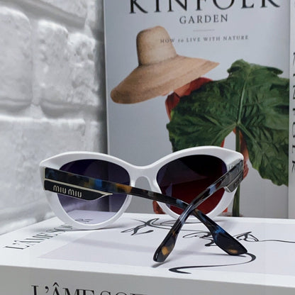 MIU MIU GLIMPSE SUNGLASSES 576814 IN WHITE ACETATE