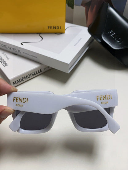 FENDI FEN FIRST CHUNKY SQUARE FRAME SUNGLASSES 542081 IN ACETATE