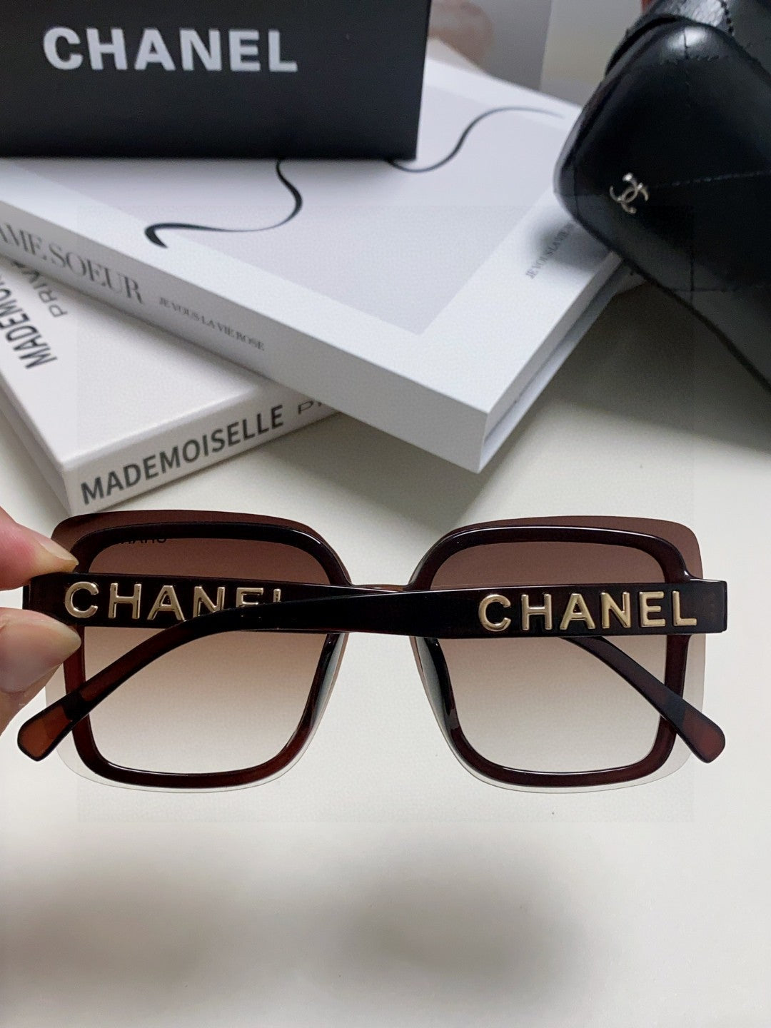 CHANEL SQUARE SUNGLASSES 638797 IN ACETATE