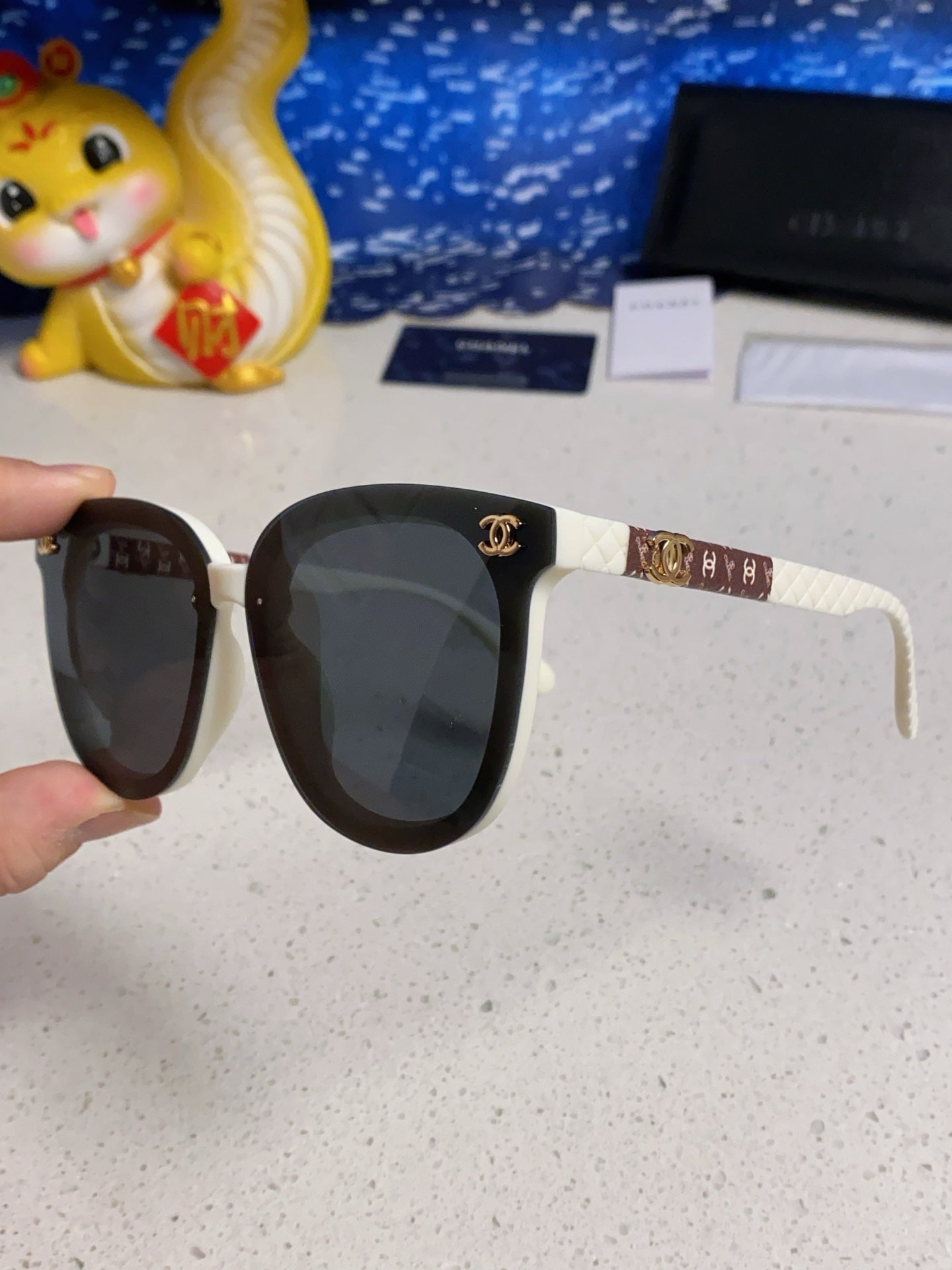 CHANEL BROWNLINE SUNGLASSES 638937 IN ACETATE