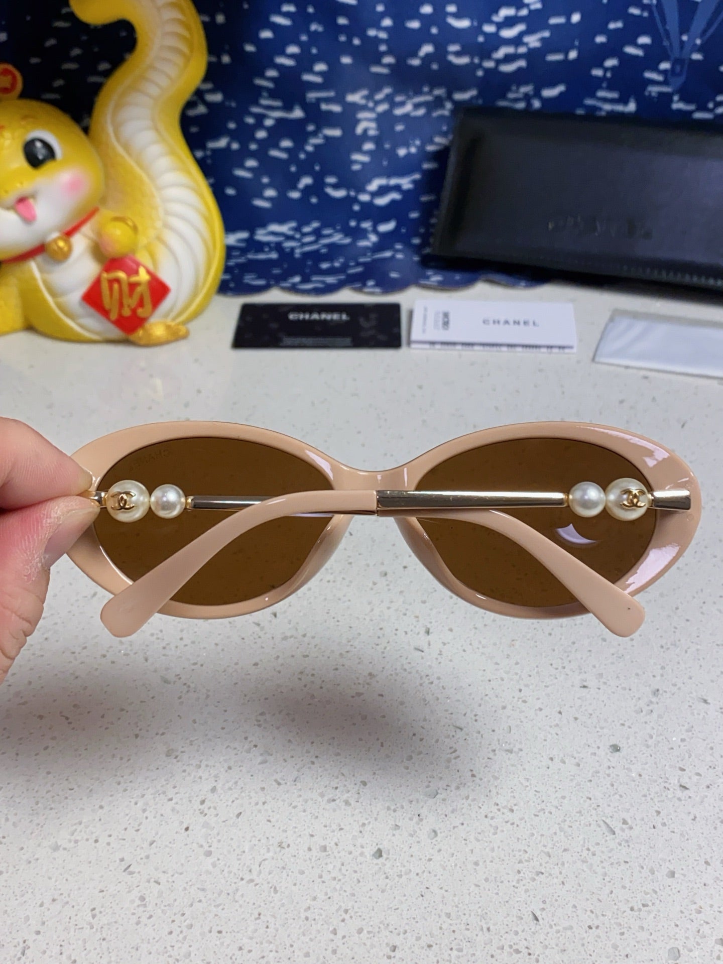 CHANEL OVAL SUNGLASSES 640341 IN NUDE ACETATE METAL FRAME