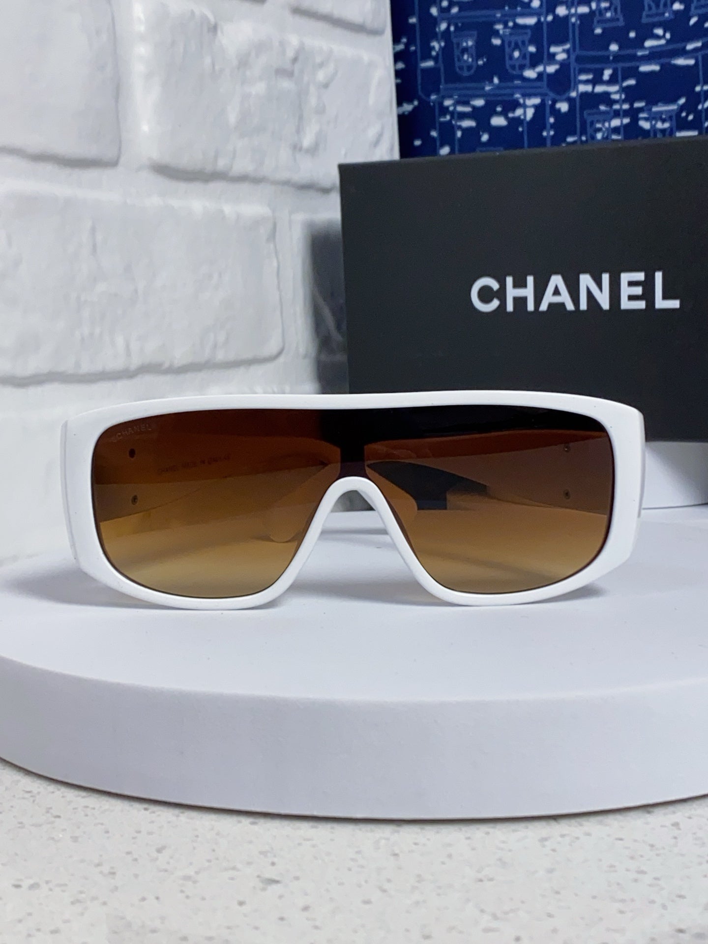 CHANEL SQUARE SUNGLASSES CH5495 IN WHITE ACETATE BROWN LENSES