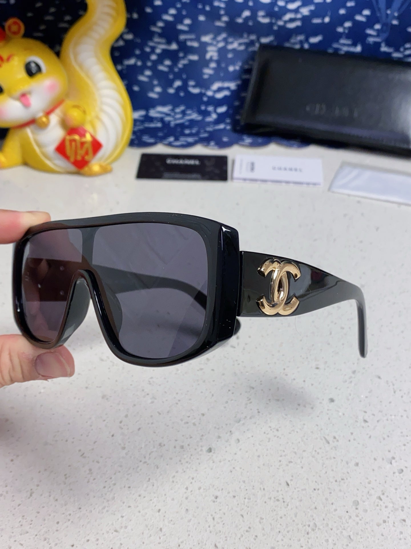 CHANEL SQUARE SUNGLASSES CH5495 IN BLACK ACETATE BLACK LENSES