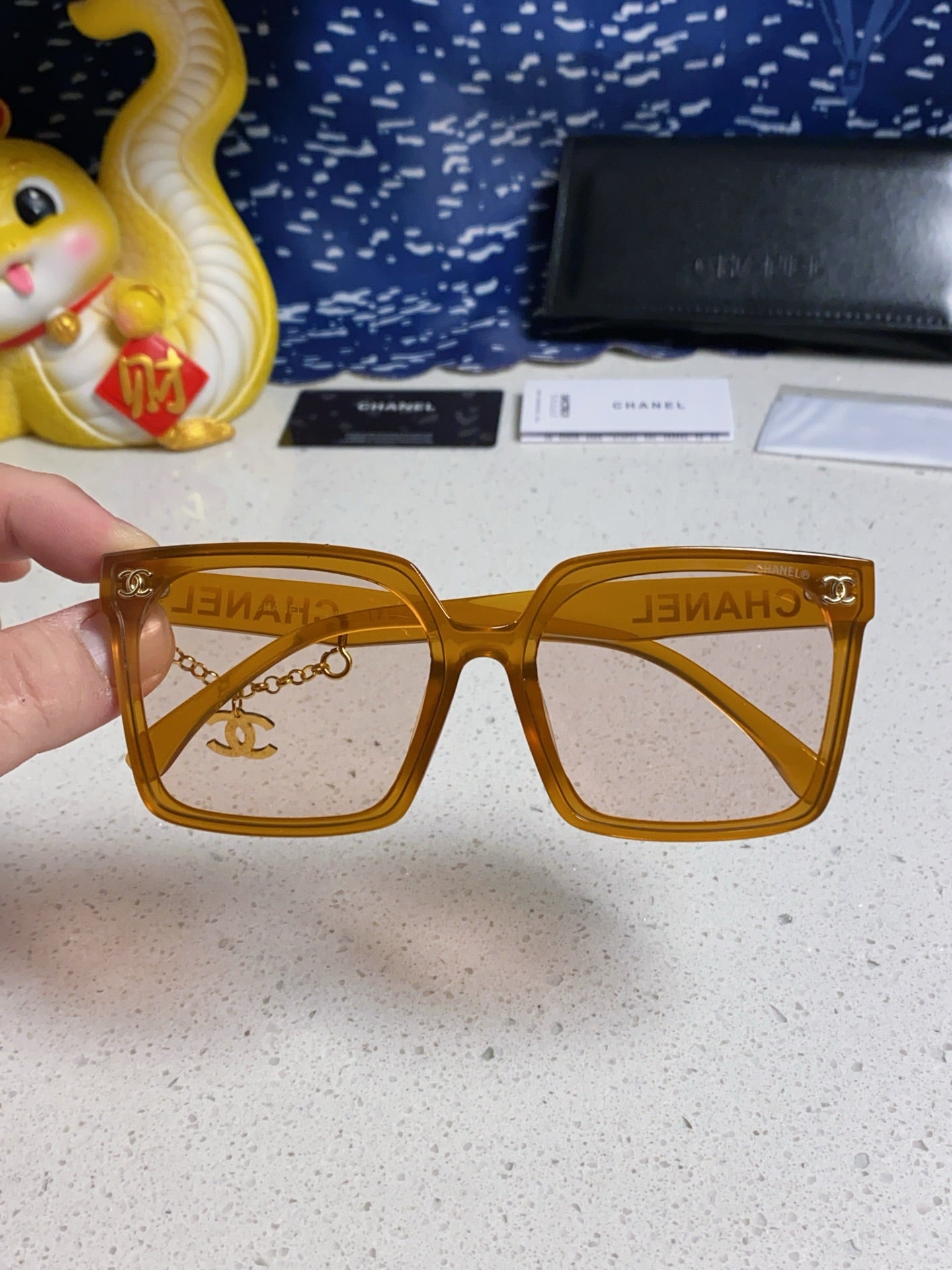 CHANEL SQUARE SUNGLASSES 641806 IN DARK YELLOW ACETATE