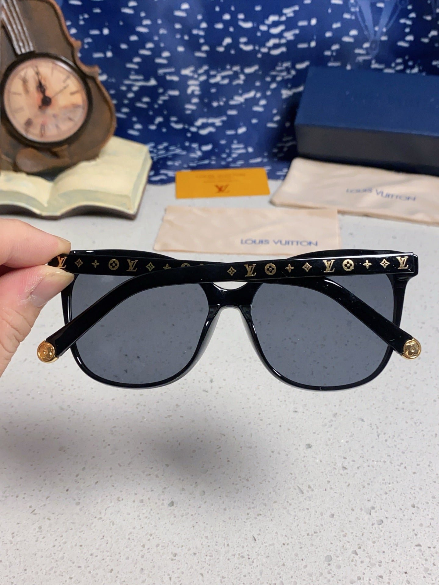 LOUIS VUITTON CAT EYE SUNGLASSES 573322 IN BLACK ACETATE MONOGRAM LOGO