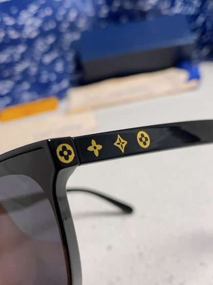 LOUIS VUITTON CAT EYE SUNGLASSES 571652 IN BLACK ACETATE