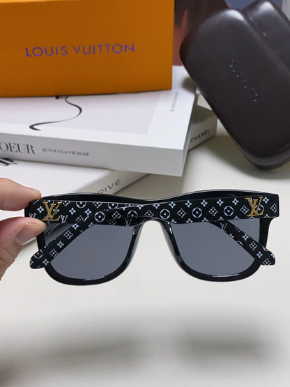 LOUIS VUITTON MONOGRAM SUNGLASSES 581386 IN BLACK ACETATE FRAME