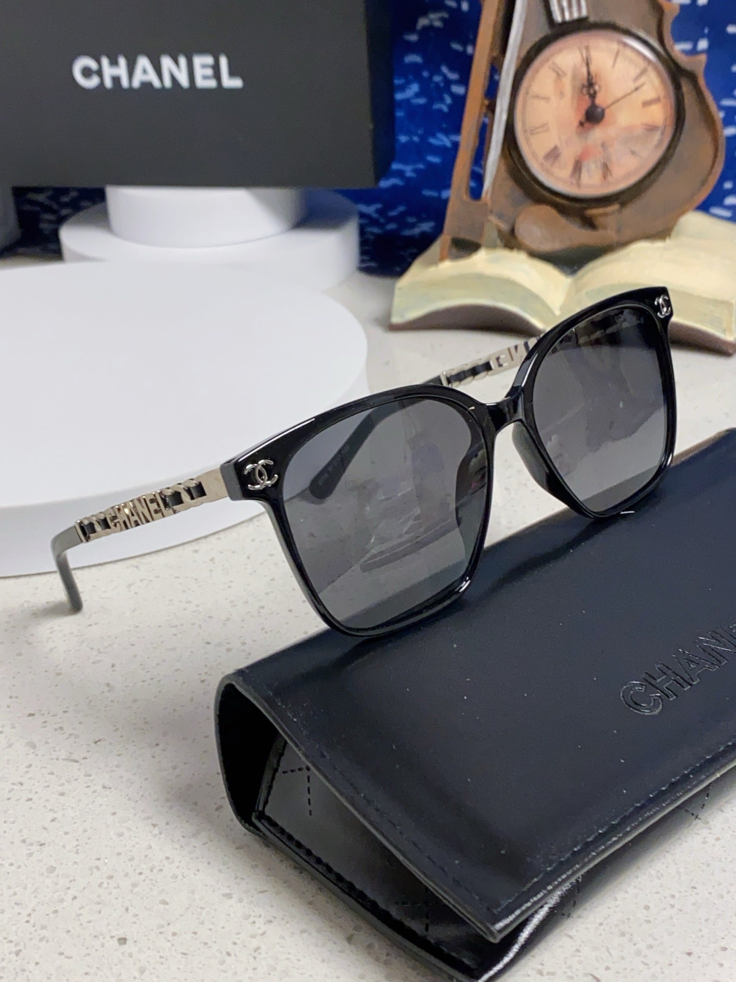 CHANEL SQUARE SUNGLASSES 632032 IN BLACK ACETATE SILVER METAL