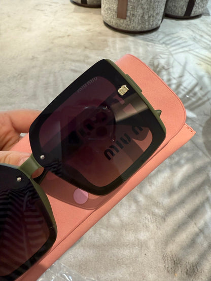 MIU MIU LOGO SQUARE SUNGLASSES 512017 IN GREEN ACETATE