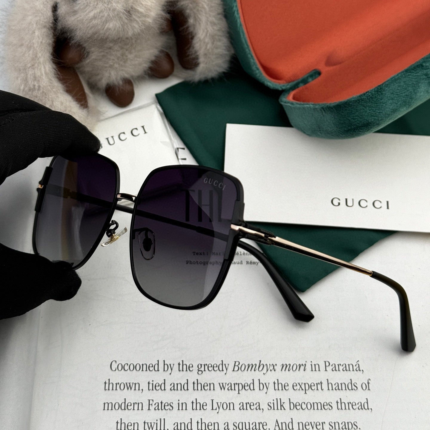 GUCCI SQUARE FRAME SUNGLASSES G8639 IN METAL