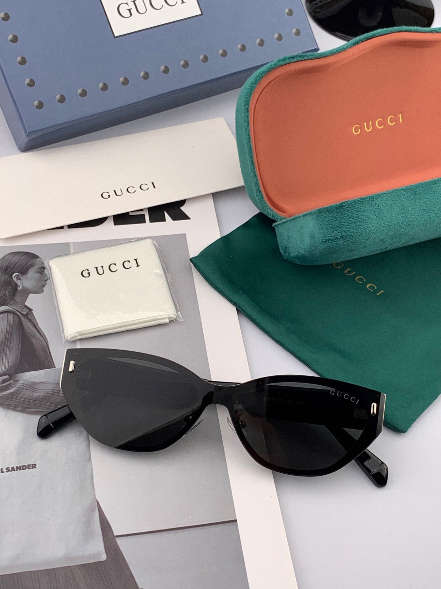 GUCCI CAT EYE FRAME SUNGLASSES G8316 IN ACETATE