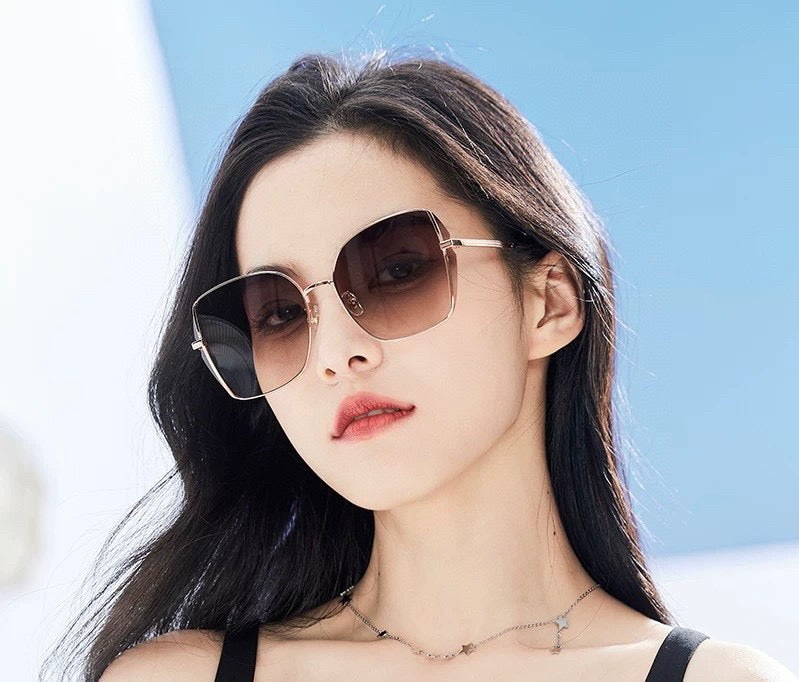 GUCCI OVERSIZED RECTANGULAR FRAME SUNGLASSES G1641 IN METAL