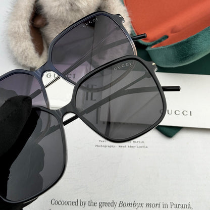 GUCCI SQUARE FRAME SUNGLASSES G9747 IN ACETATE AND METAL