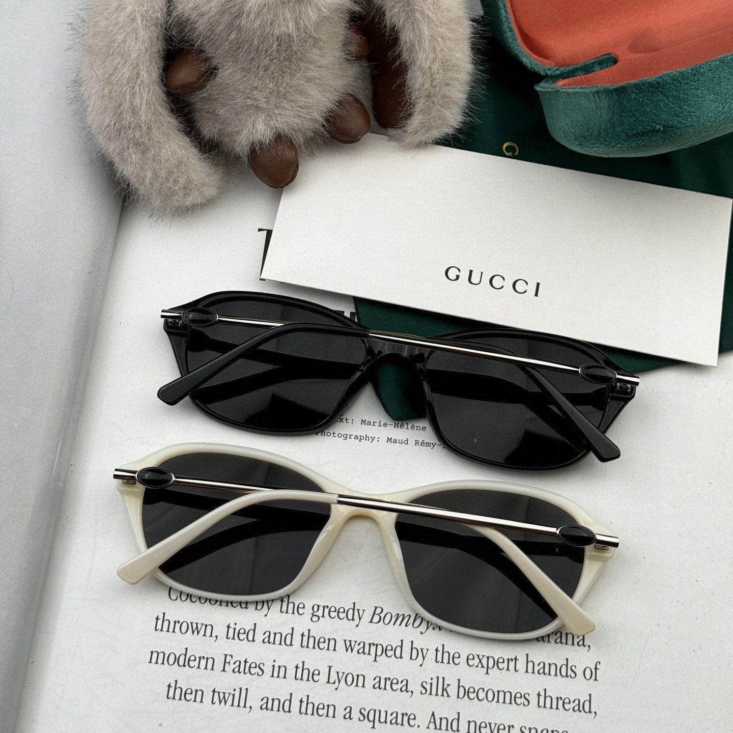 GUCCI OVAL FRAME SUNGLASSES G4906 IN ACETATE AND METAL