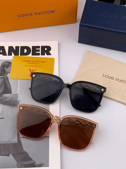 LOUIS VUITTON CHAIN SQUARE SUNGLASSES L8233 IN ACETATE