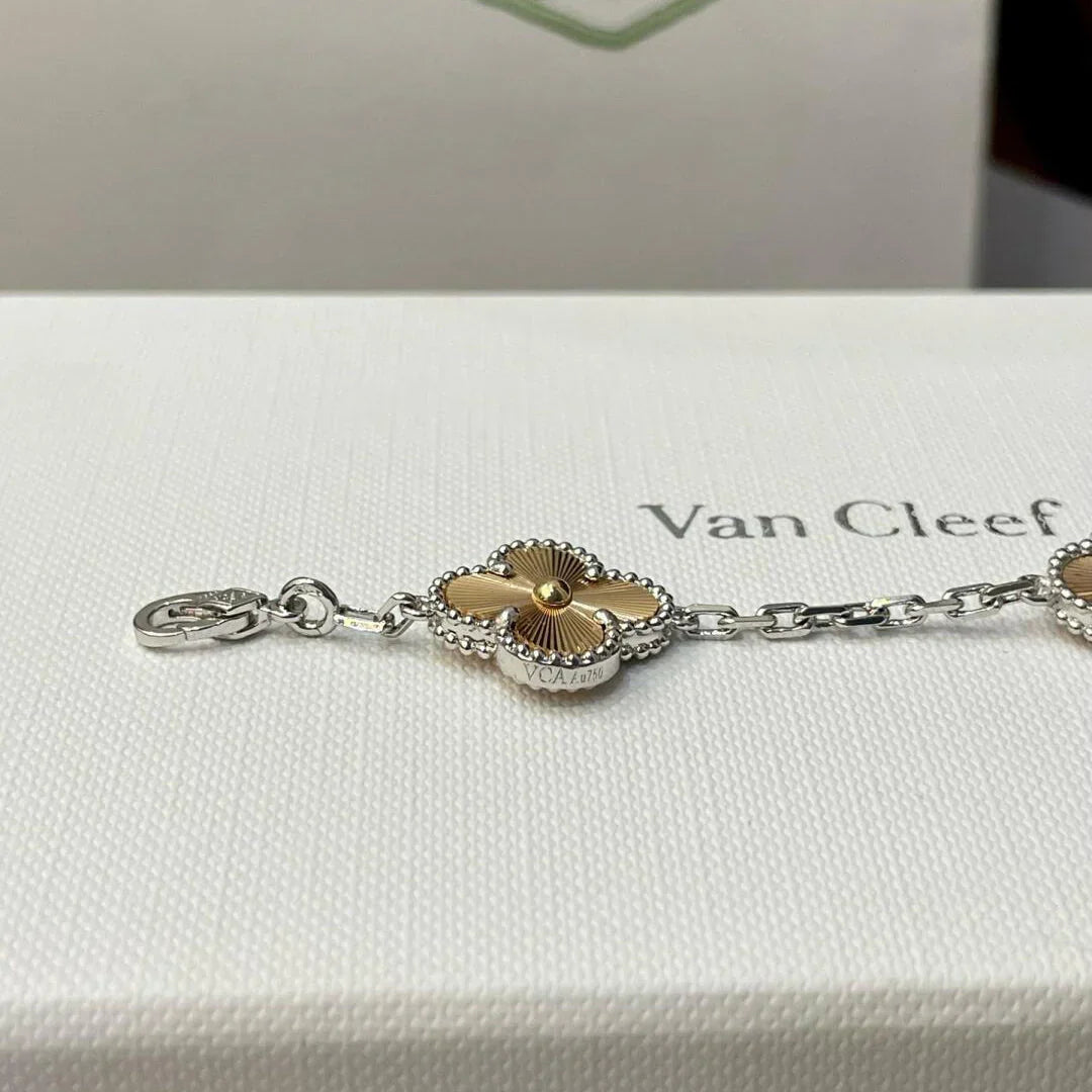 VCA CLOVER 5 MOTIF LASER BRACELET COLLECTION