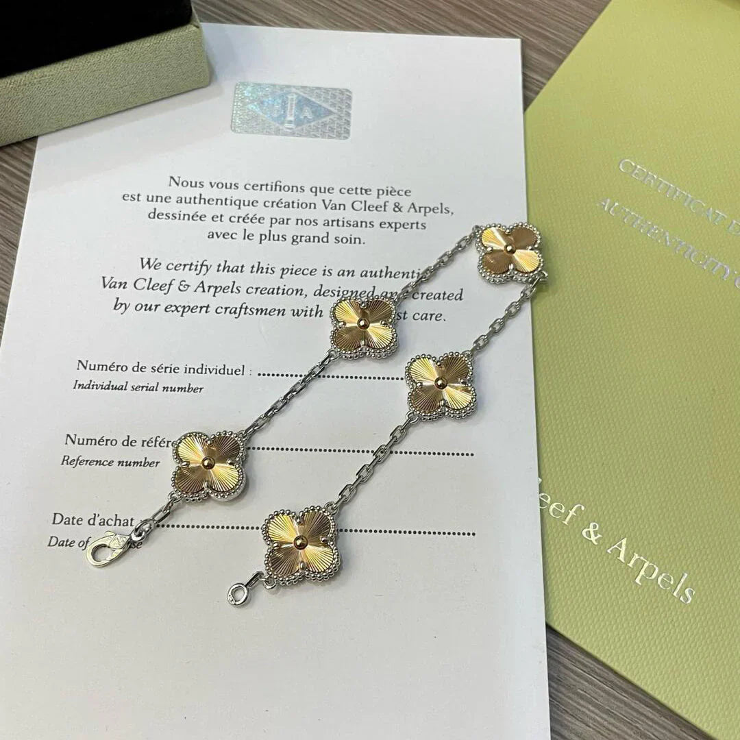 VCA CLOVER 5 MOTIF LASER BRACELET COLLECTION