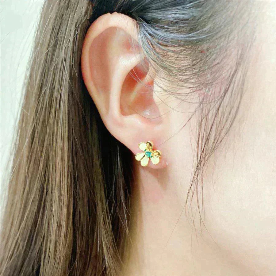 VCA FRIVOLE FLOWER MALACHITE EARRINGS