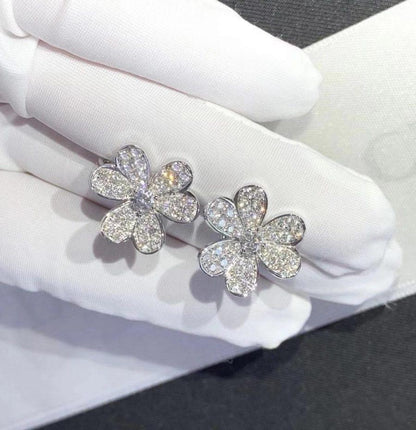 VCA FRIVOLE SILVER FLOWER DIAMOND EARRINGS