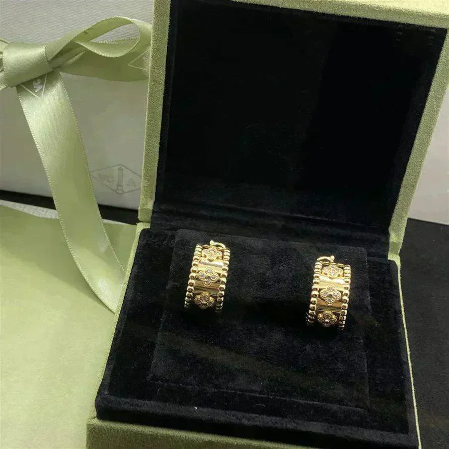 VCA PERLEE DIAMOND EARRINGS