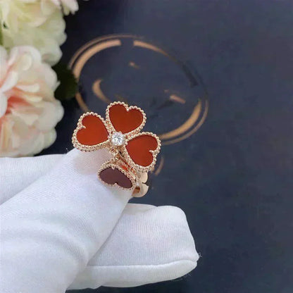 VCA SWEET CLOVER CARNELIAN RING
