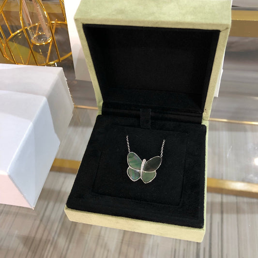 VCA LARGE BUTTERFLY SILVER PENDANT DIAMOND NECKLACE